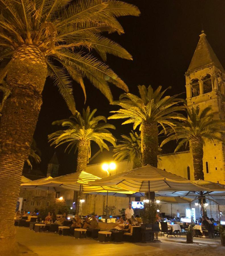 Zimmer Room Trogir Kastela Split Buitenkant foto