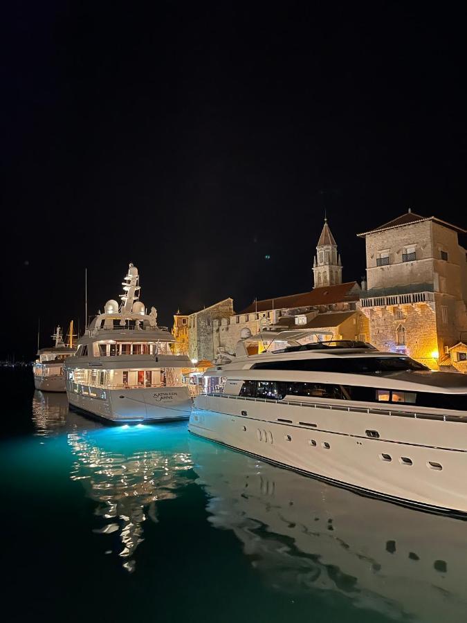 Zimmer Room Trogir Kastela Split Buitenkant foto